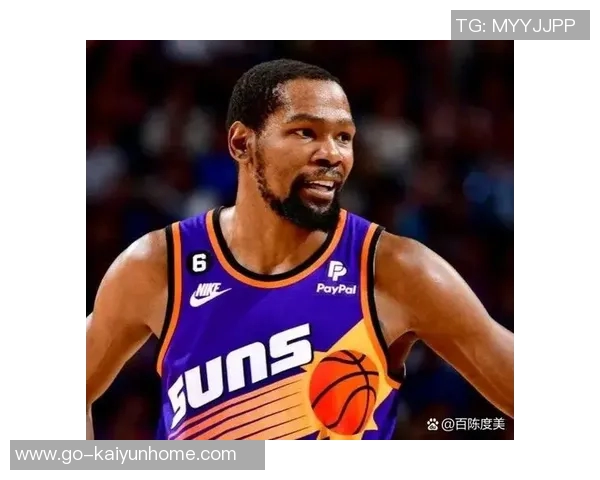 兰德尔本赛季状态火热已五次单场得分30上赛季仅三次表现相对平淡