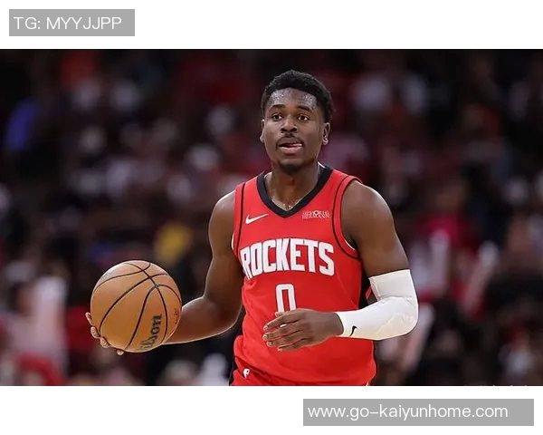 霍勒迪全场表现出色14投6中贡献13分7板7助正负值高达14